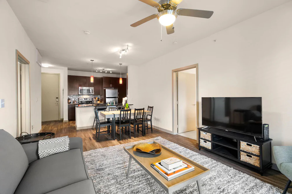 Kasa Dallas Medical District Apartments
