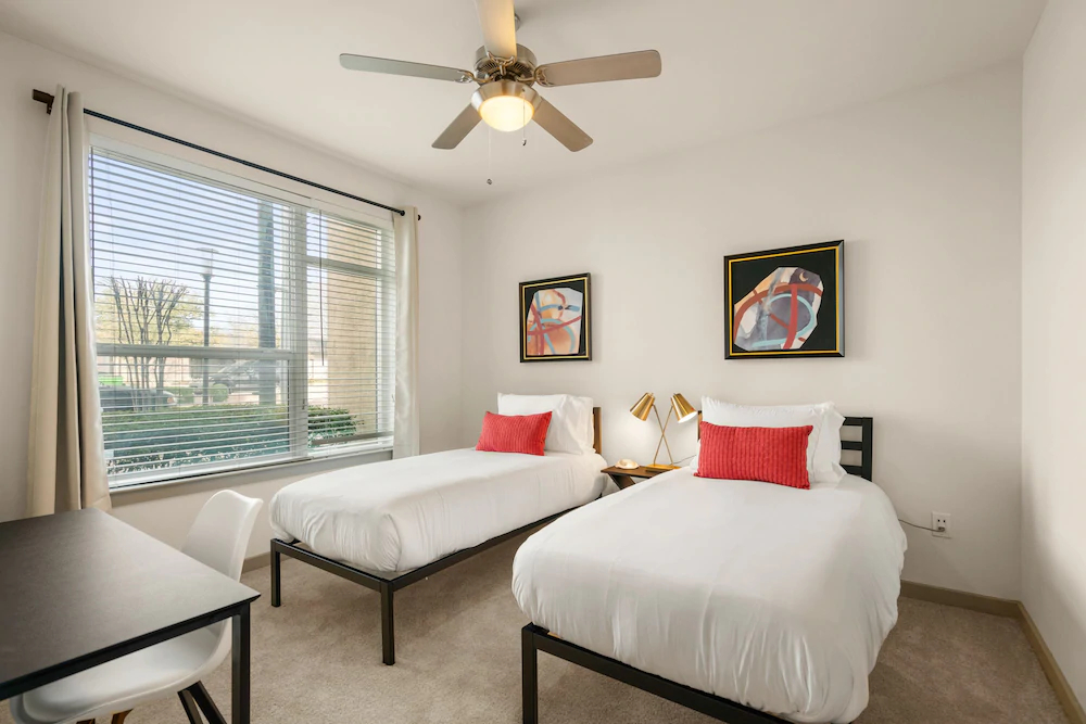 Kasa Dallas Medical District Apartments