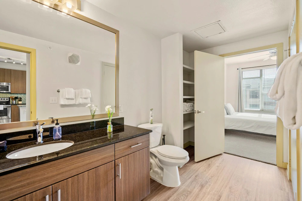 Kasa Dallas Medical District Apartments
