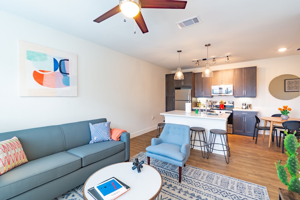 Kasa Dallas North Apartments