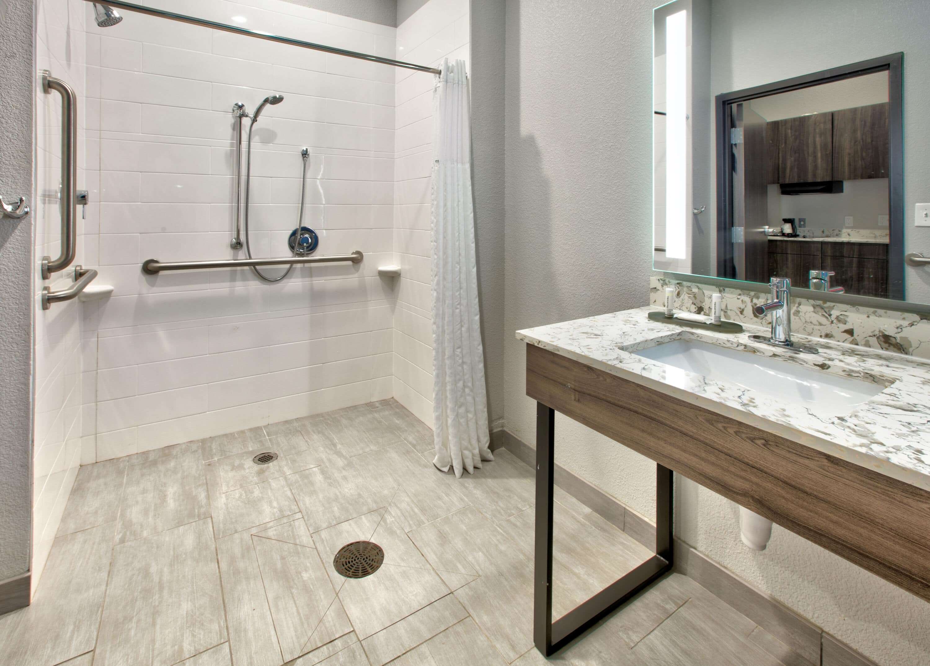 La Quinta Inn & Suites by Wyndham Dallas/Fairpark