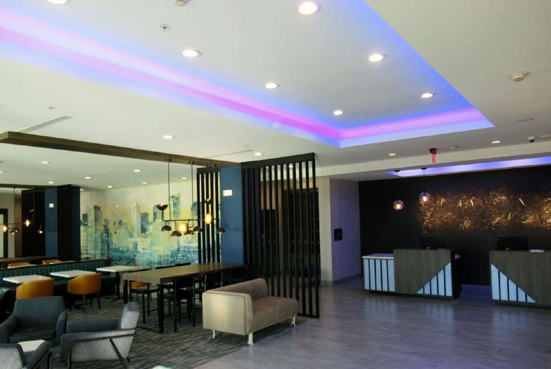 La Quinta Inn & Suites by Wyndham Dallas/Fairpark