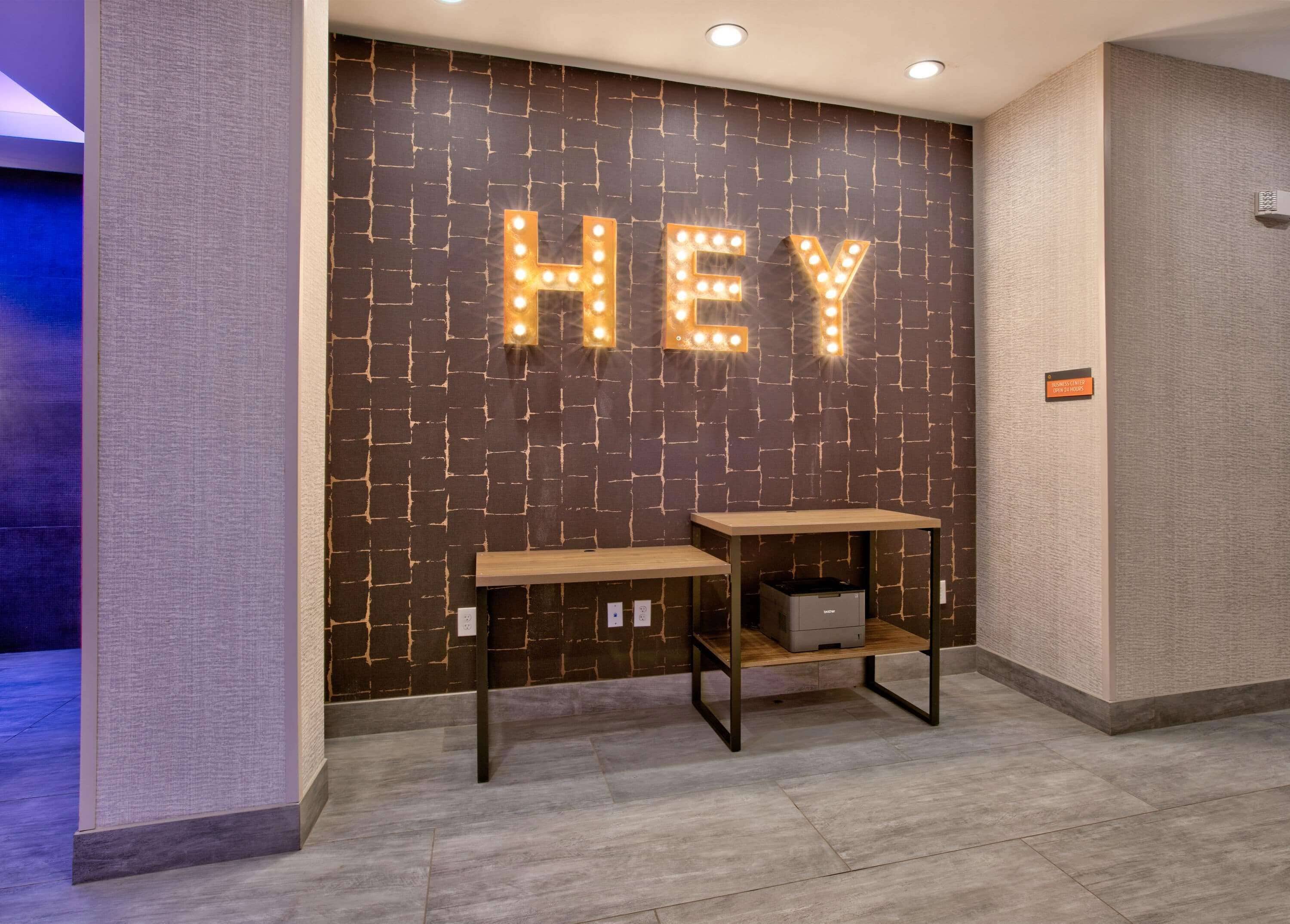 La Quinta Inn & Suites by Wyndham Dallas/Fairpark