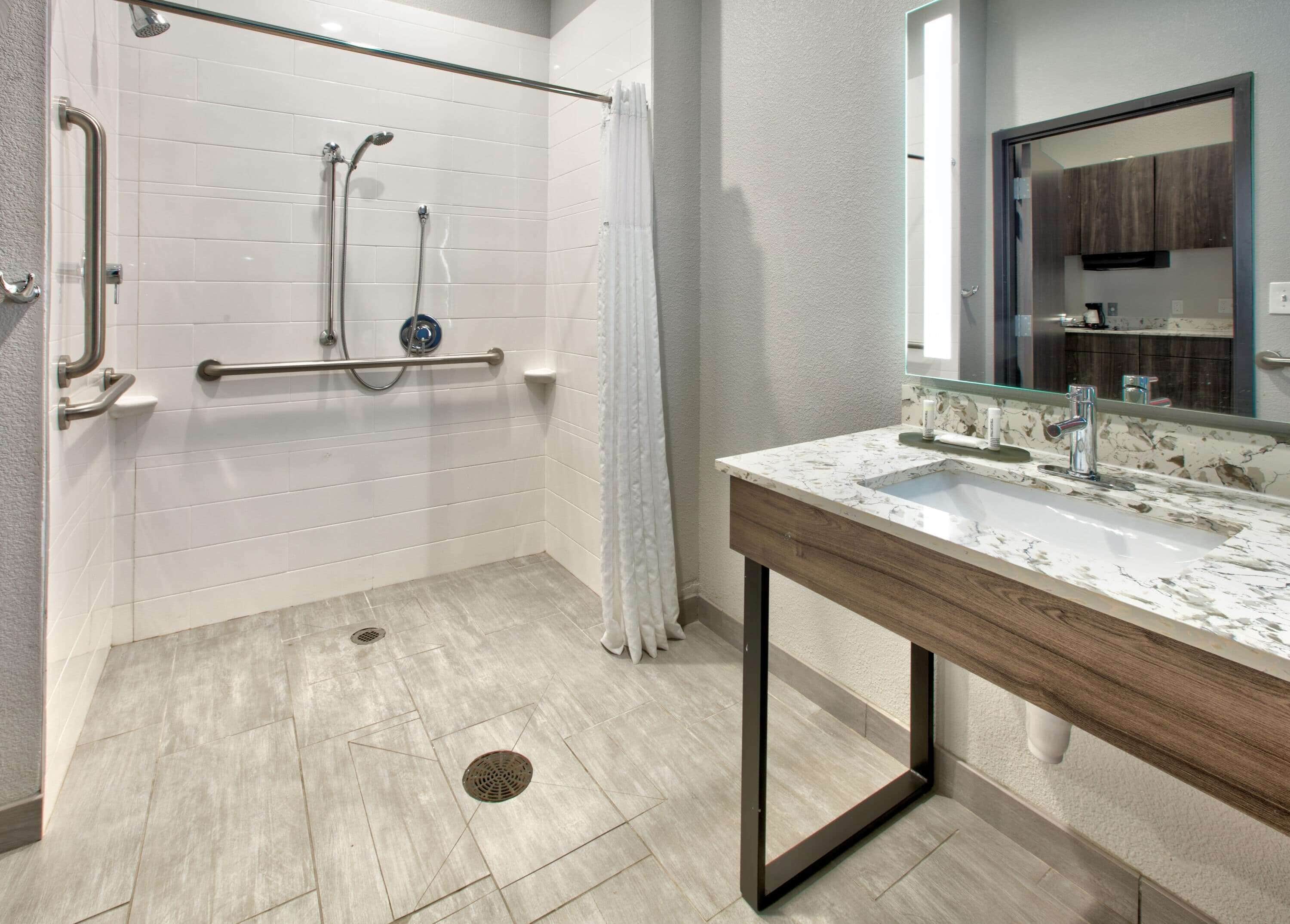 La Quinta Inn & Suites by Wyndham Dallas/Fairpark