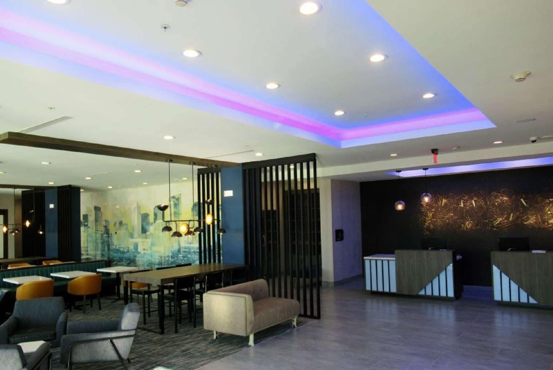 La Quinta Inn & Suites by Wyndham Dallas/Fairpark