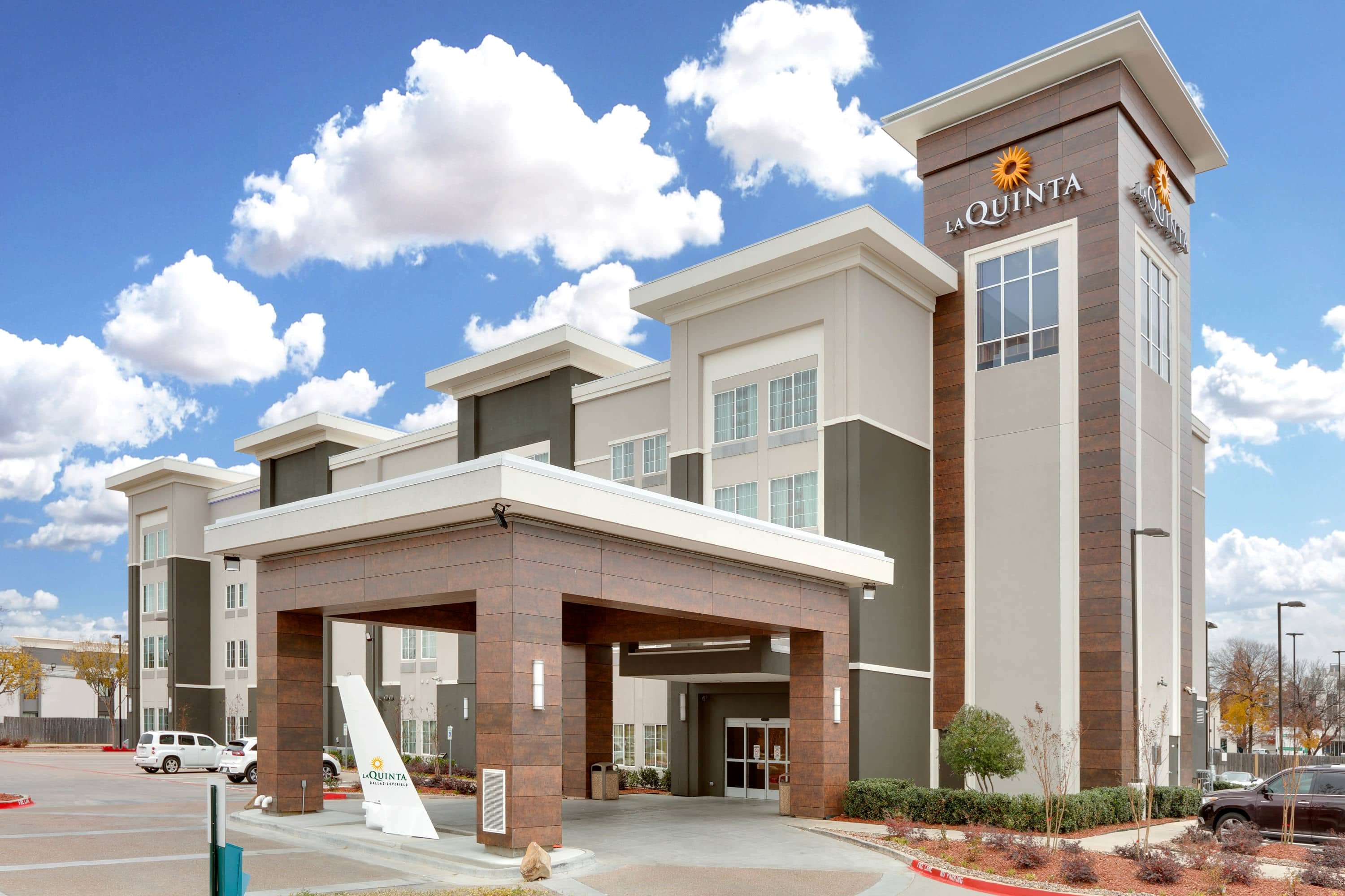 La Quinta Inn & Suites Dallas Love Field