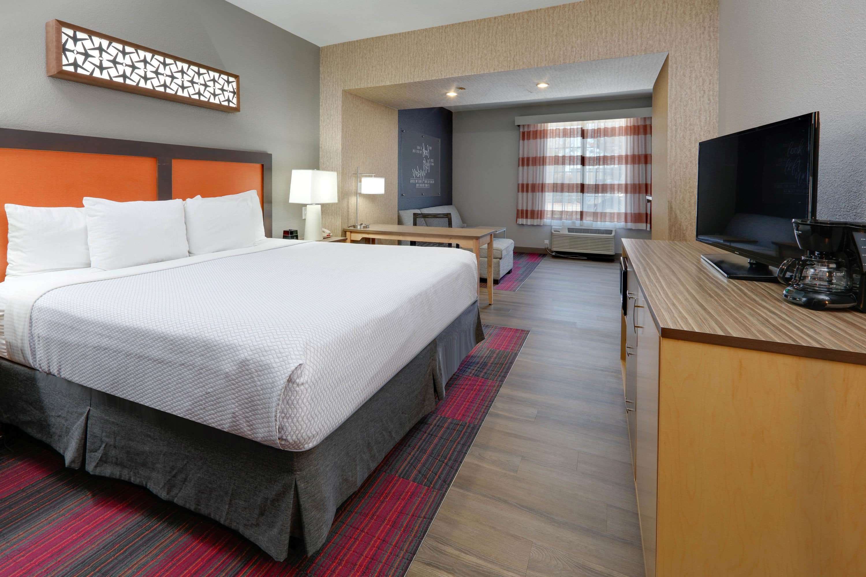 La Quinta Inn & Suites Dallas Love Field