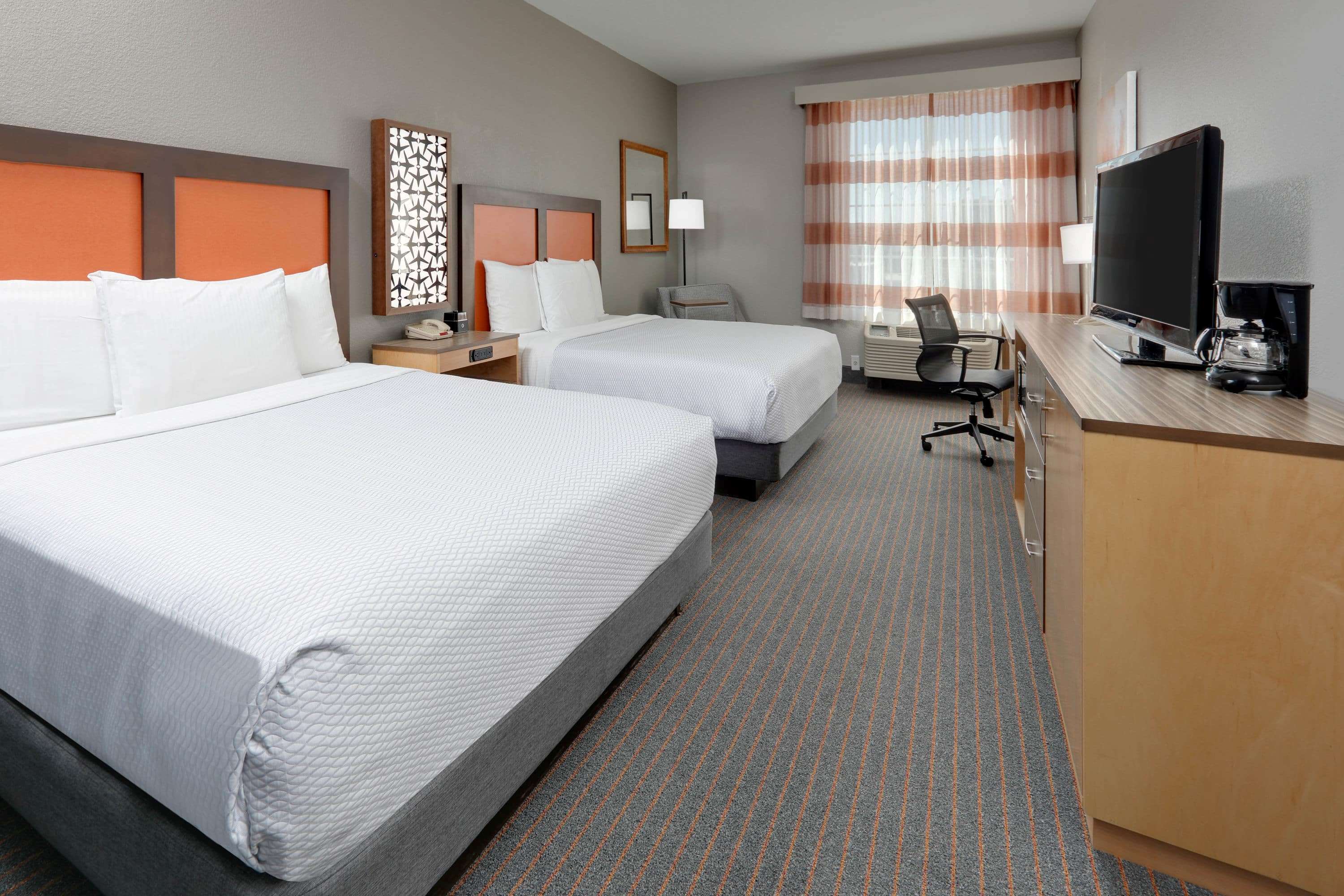 La Quinta Inn & Suites Dallas Love Field