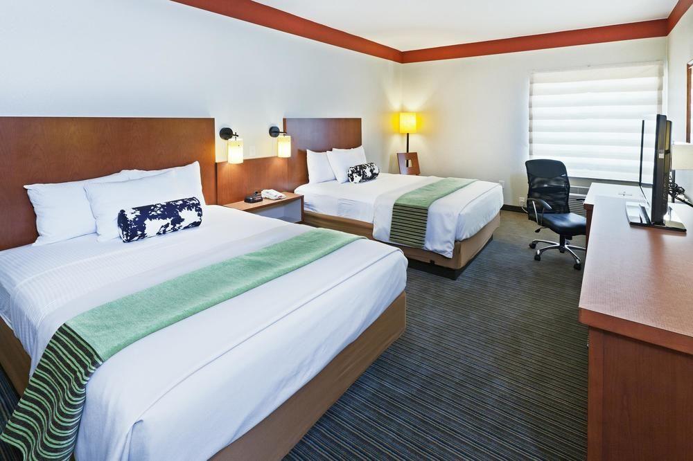 La Quinta Inn & Suites Dallas Love Field