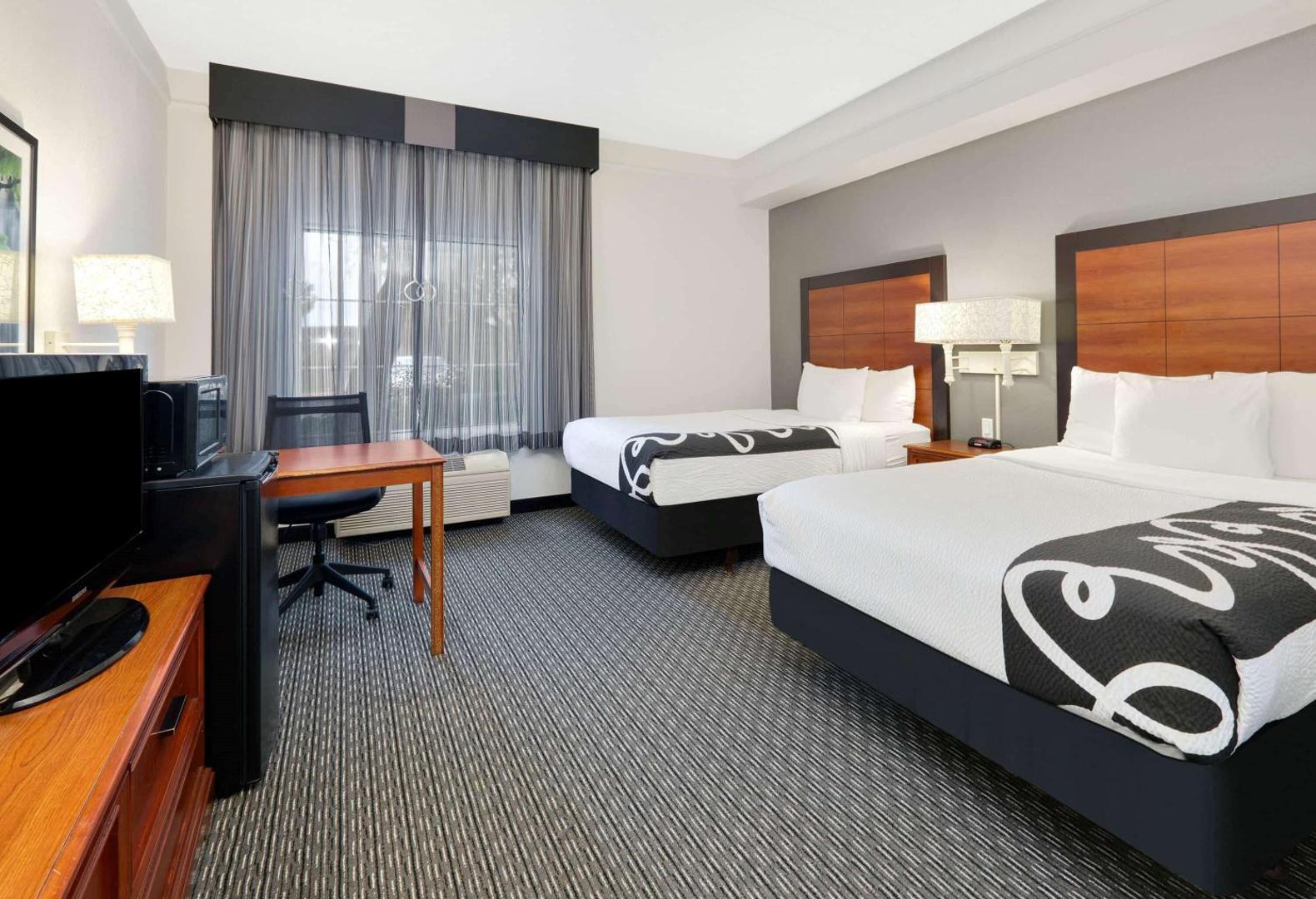 La Quinta Inn & Suites Dallas North Central