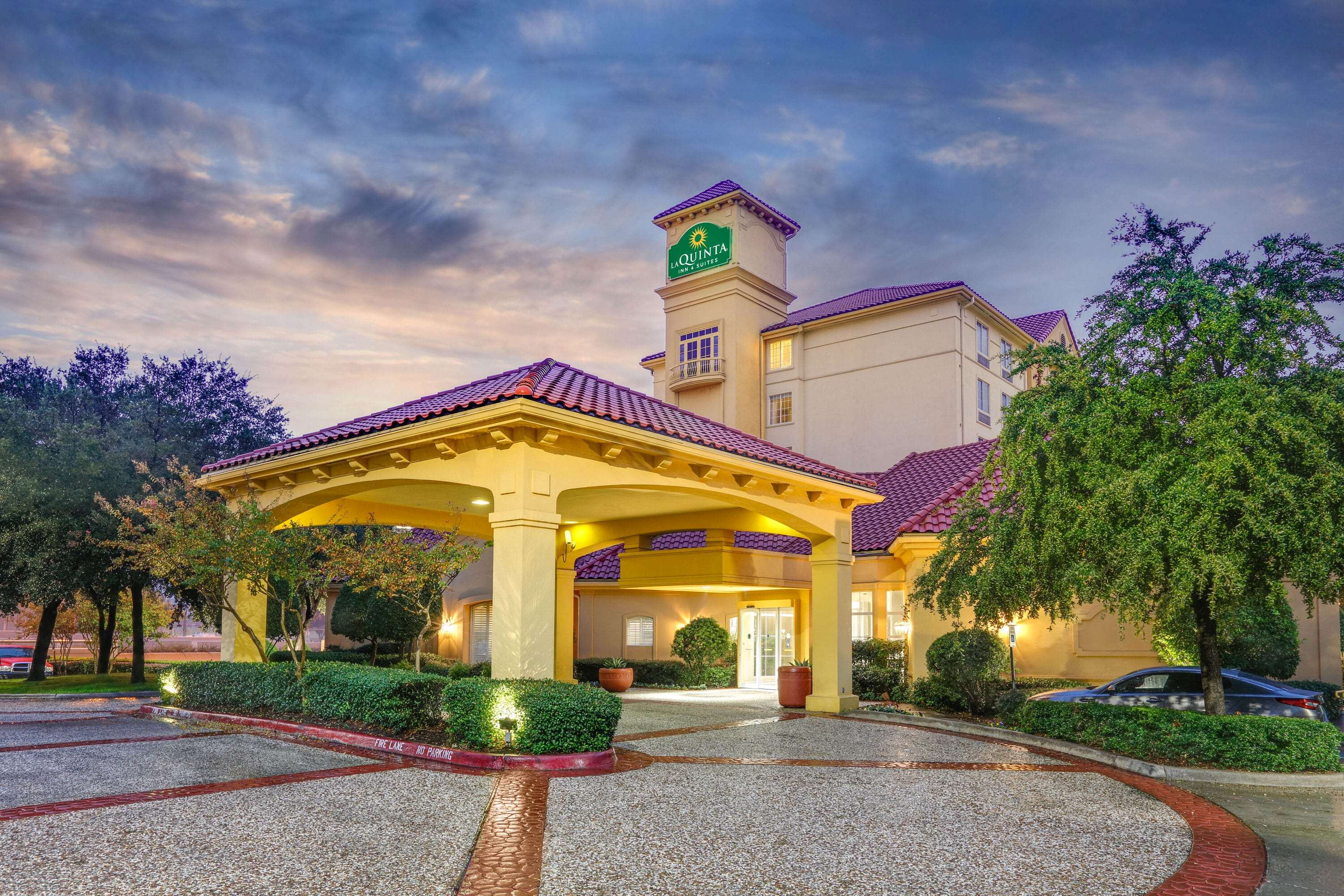 La Quinta Inn & Suites Dallas North Central