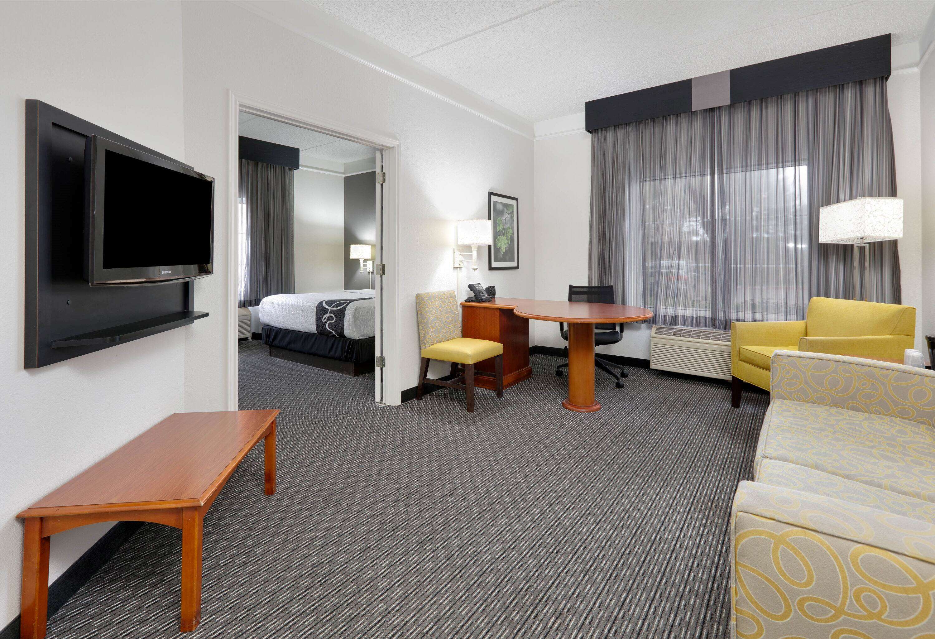 La Quinta Inn & Suites Dallas North Central