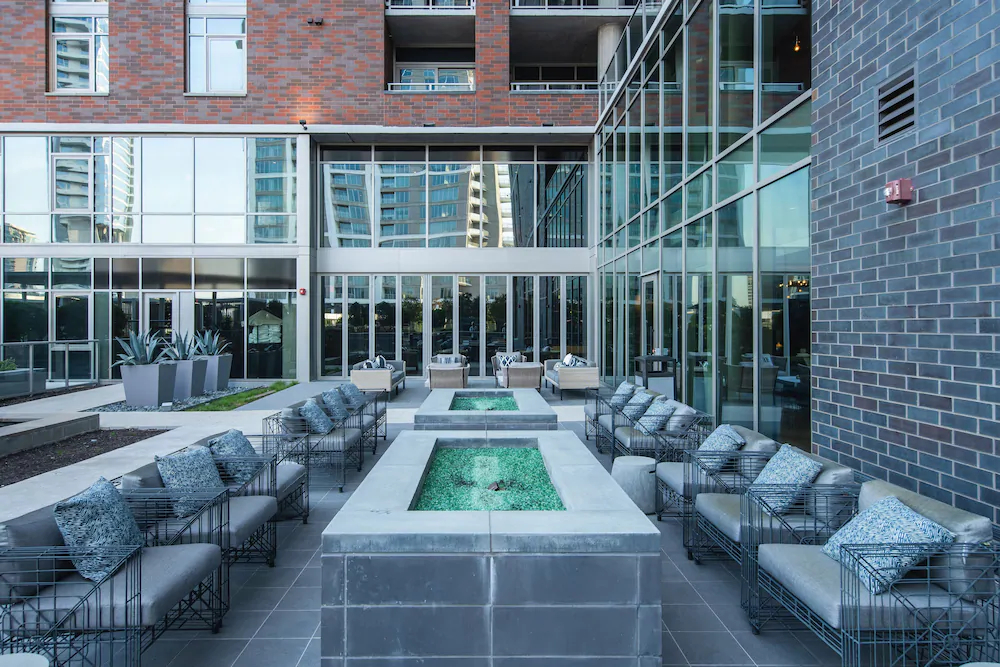 Locale Dallas - Victory Park