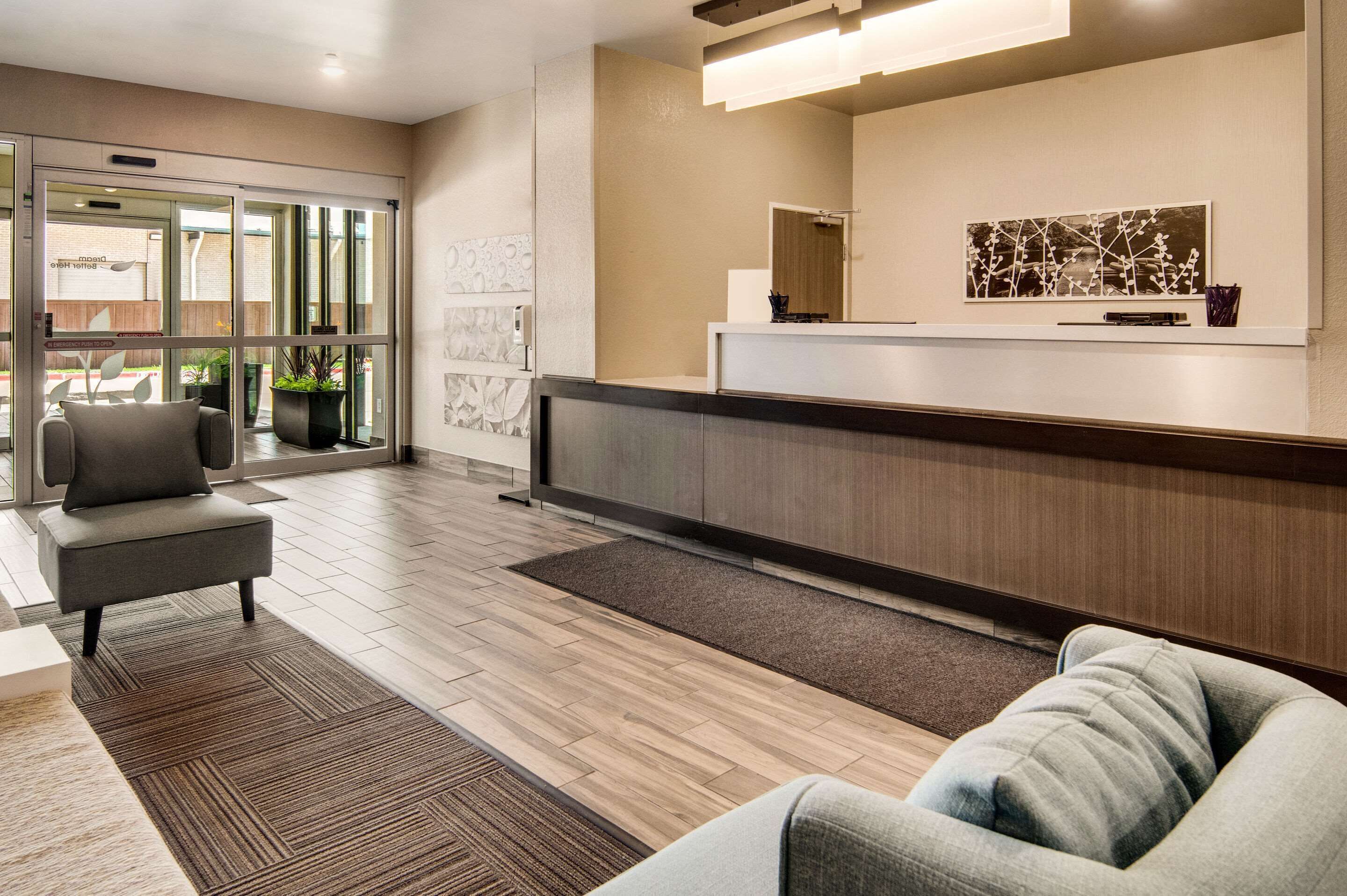 MainStay Suites Dallas Northwest - Irving