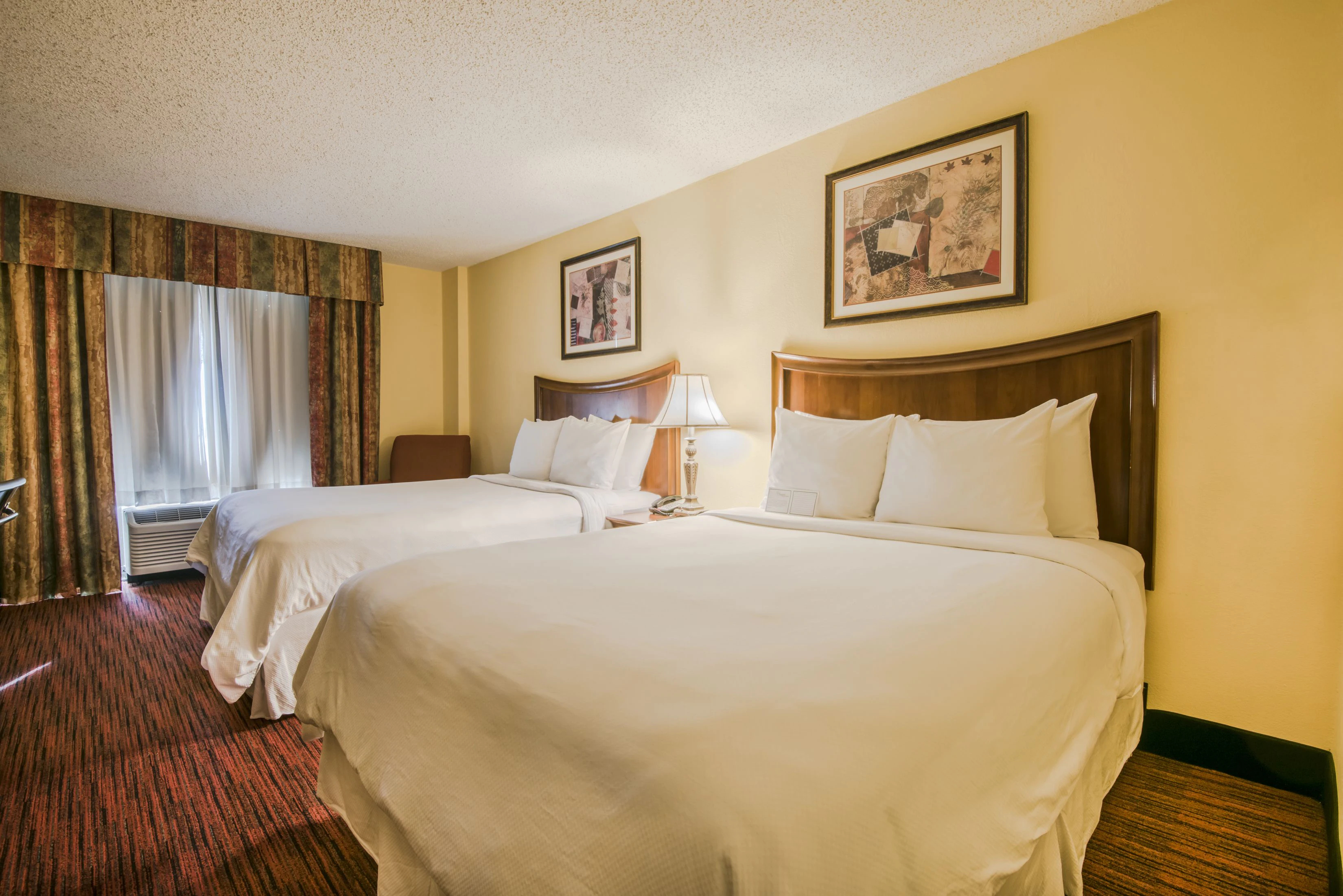 MCM Eleganté Hotel & Suites