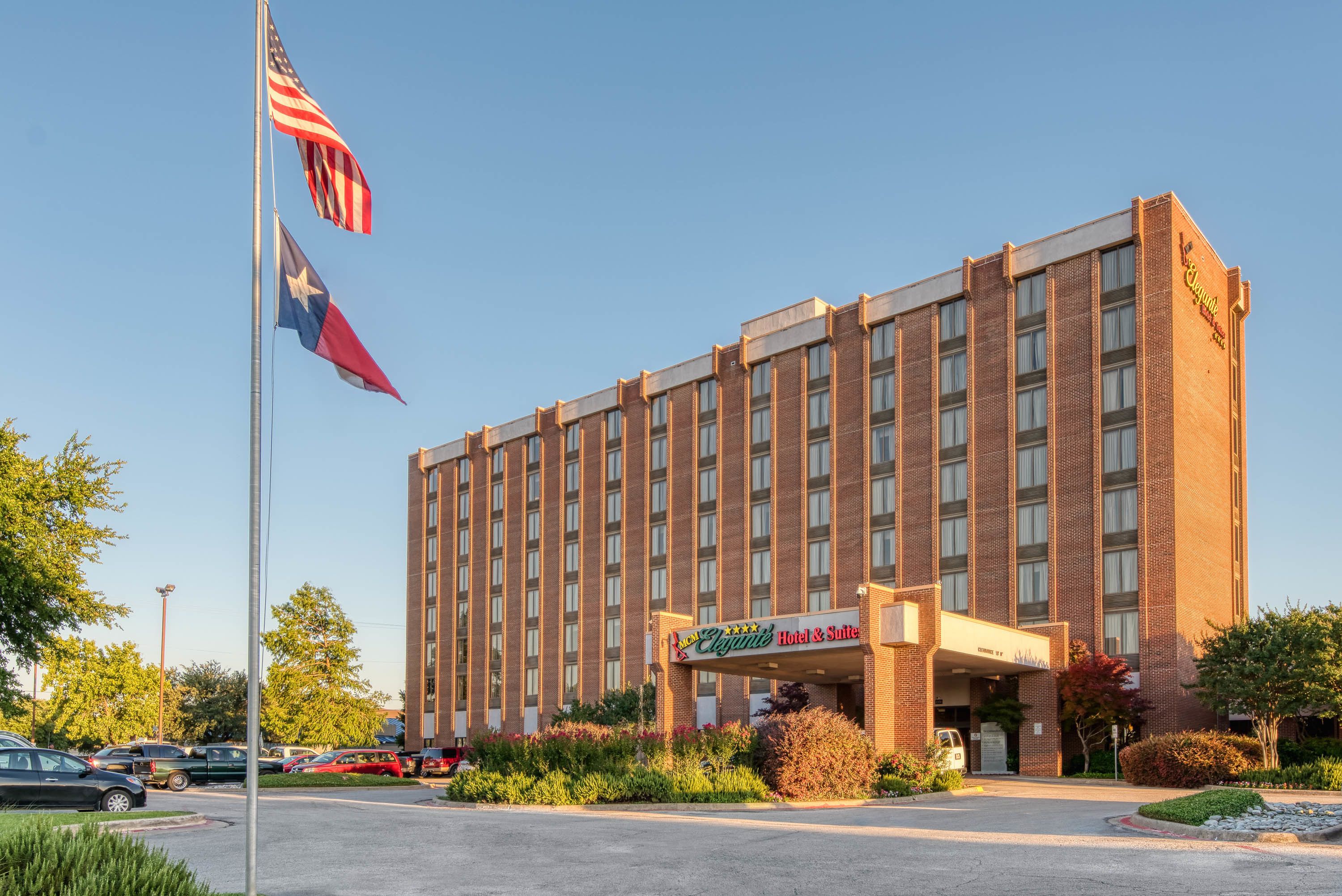 MCM Eleganté Hotel & Suites