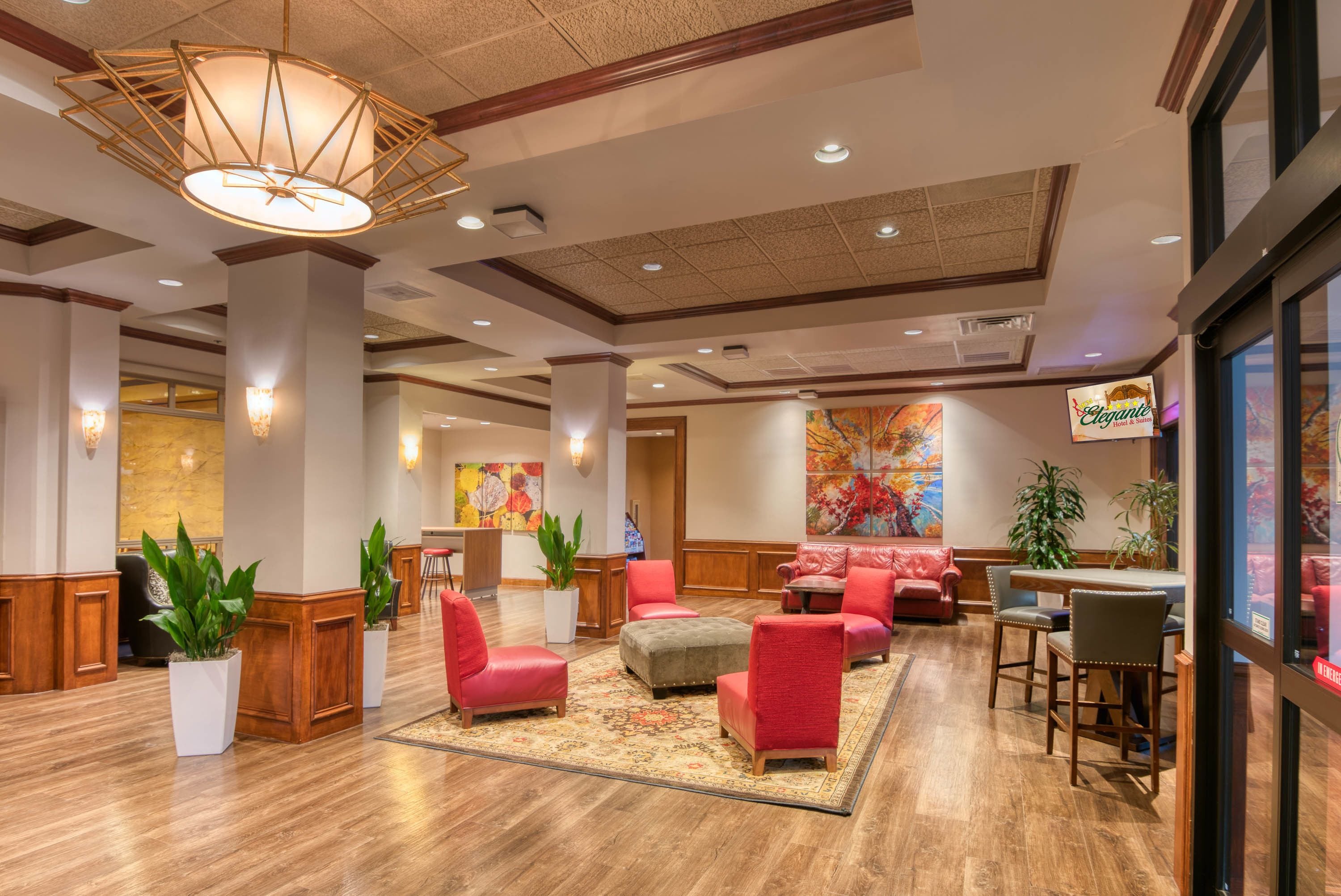 MCM Eleganté Hotel & Suites