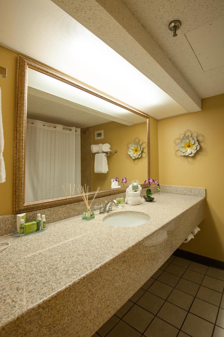 MCM Eleganté Hotel & Suites