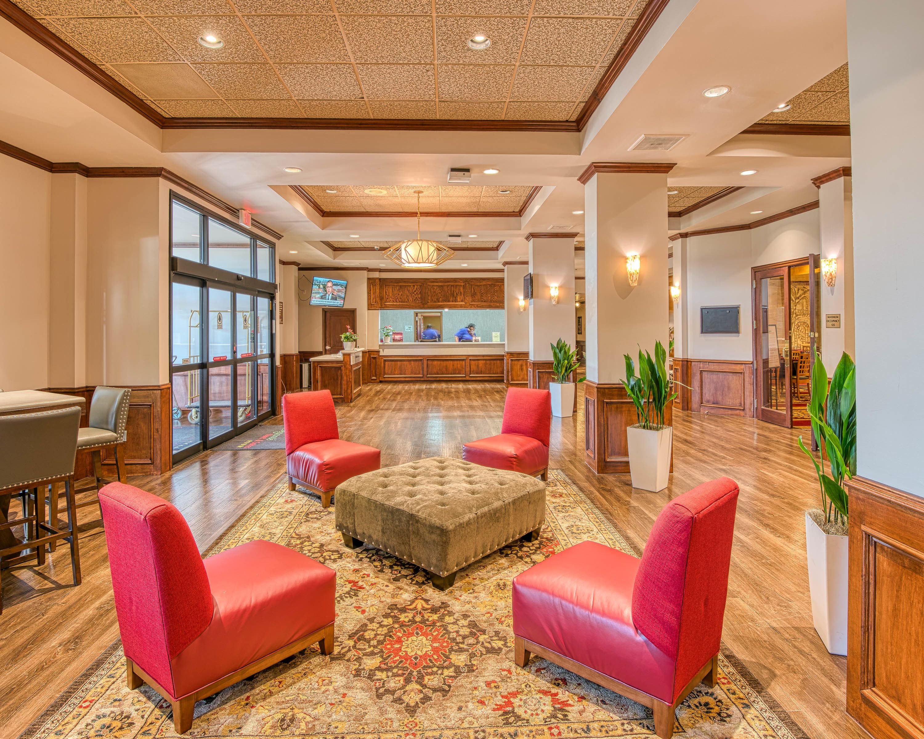 MCM Eleganté Hotel & Suites