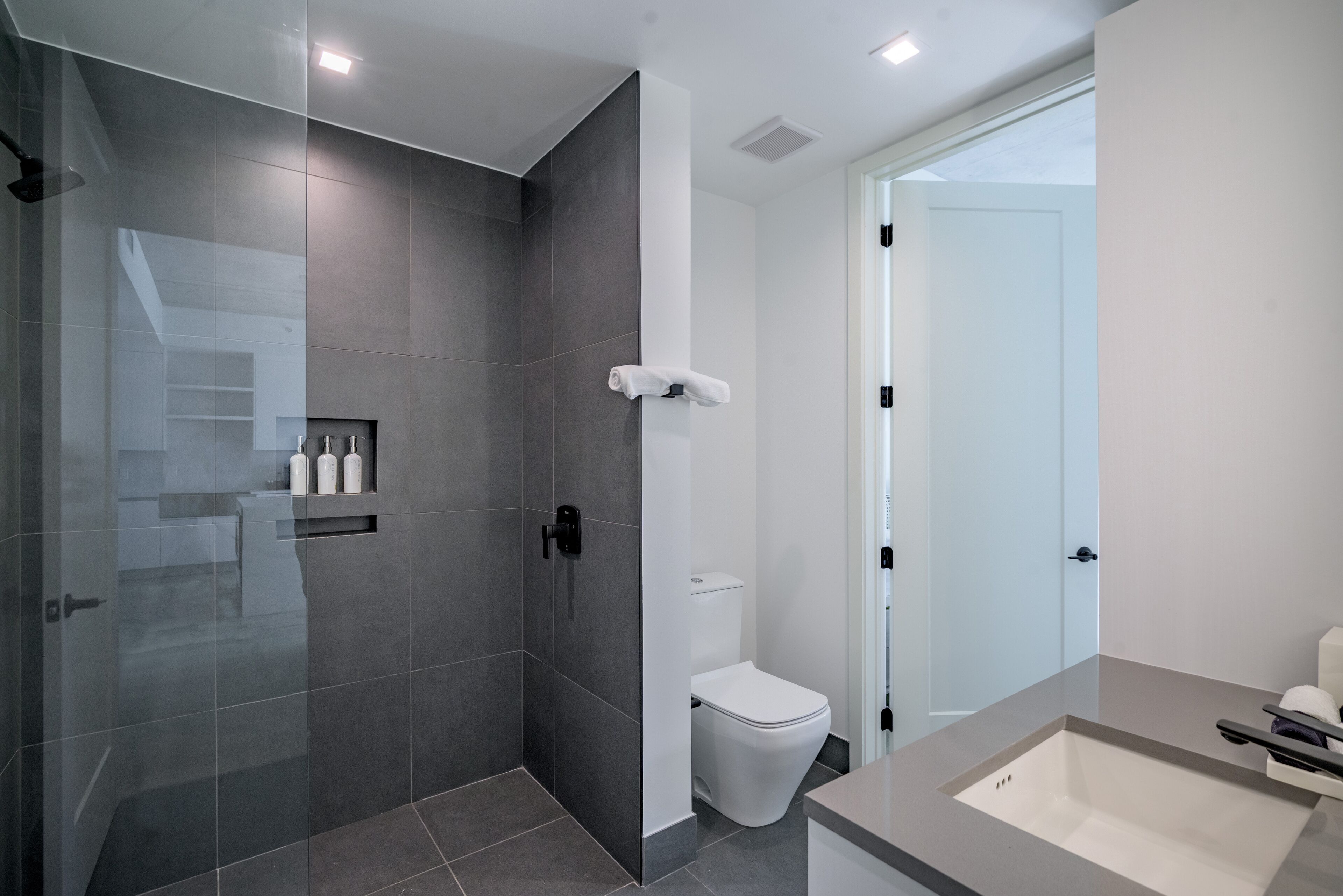 Atelier Apartments