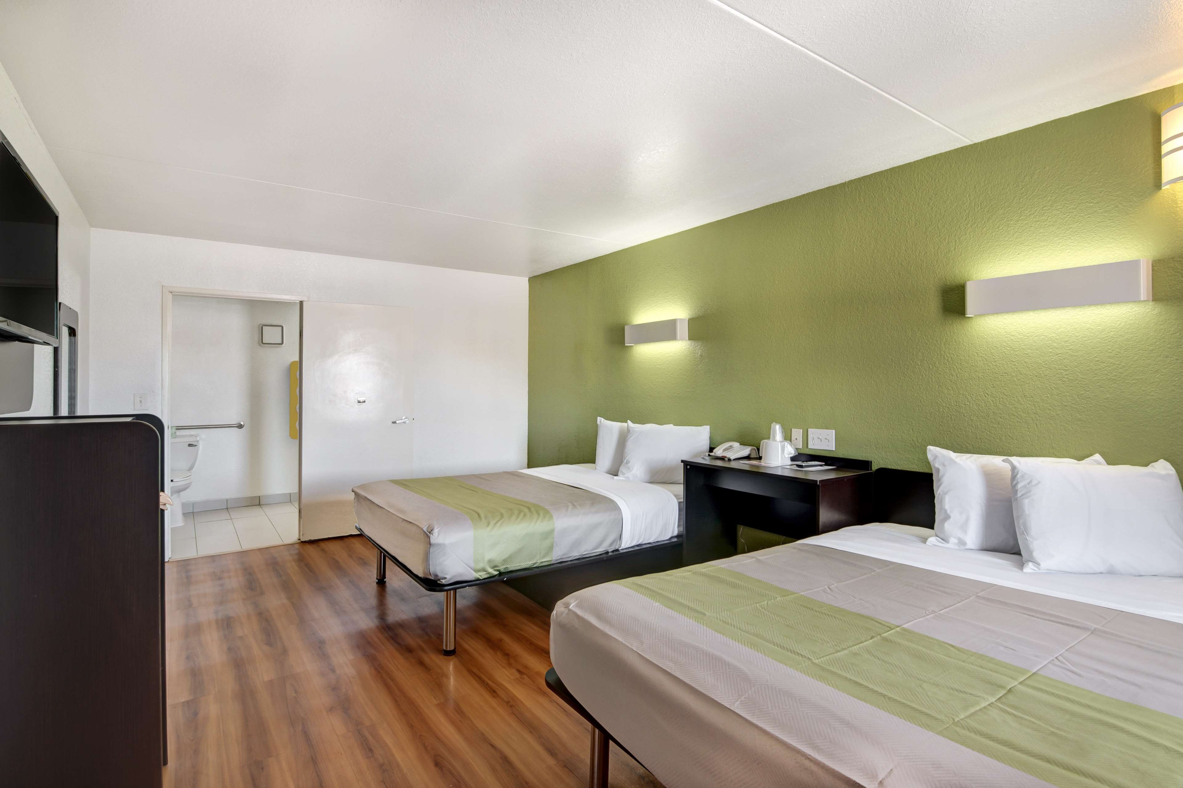 Motel 6 Dallas Galleria