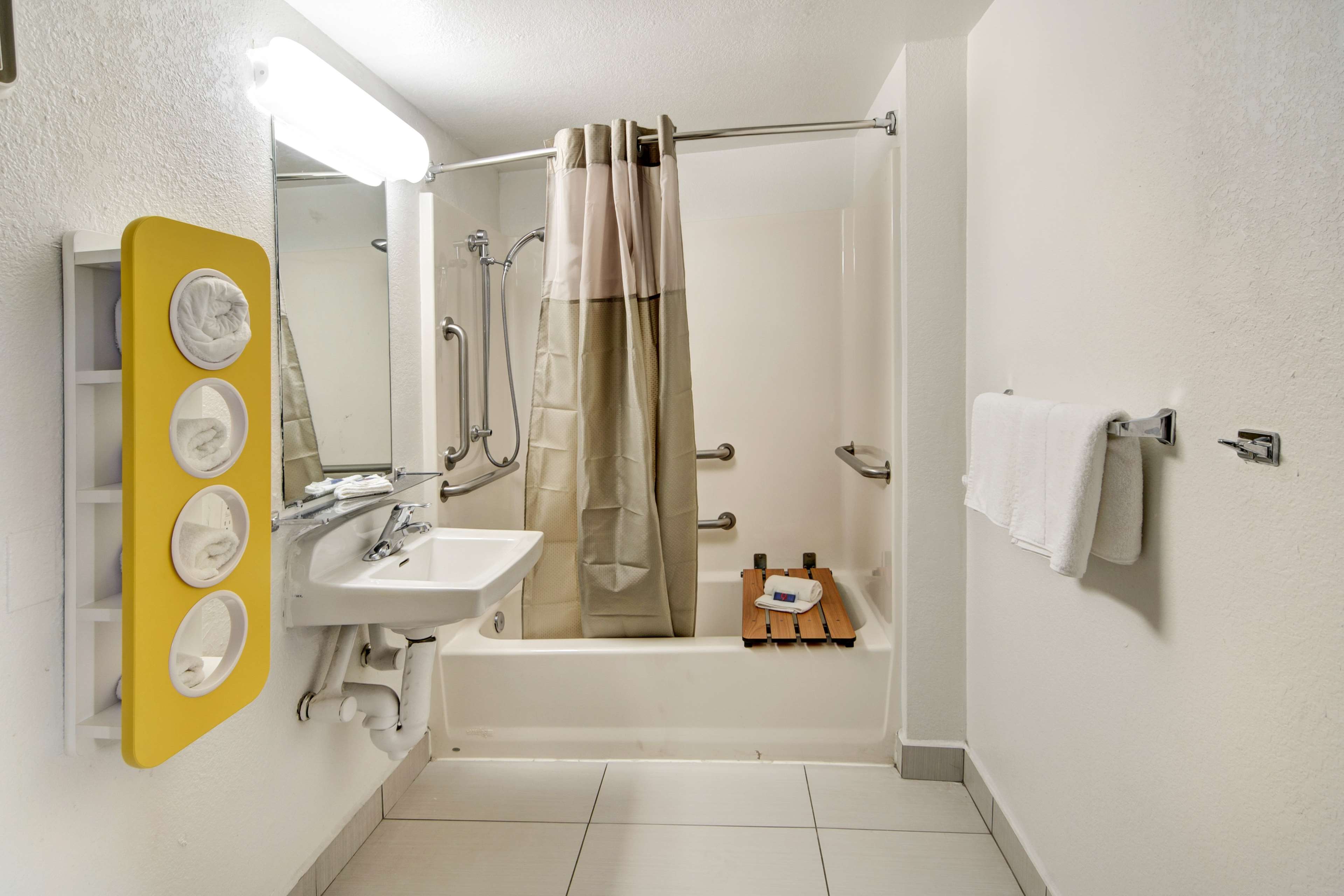Motel 6 Dallas Galleria