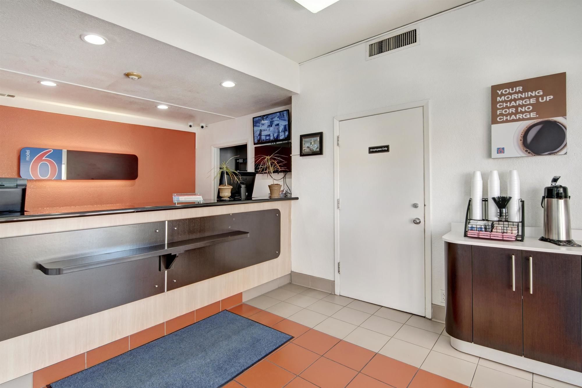 Motel 6 Dallas Galleria