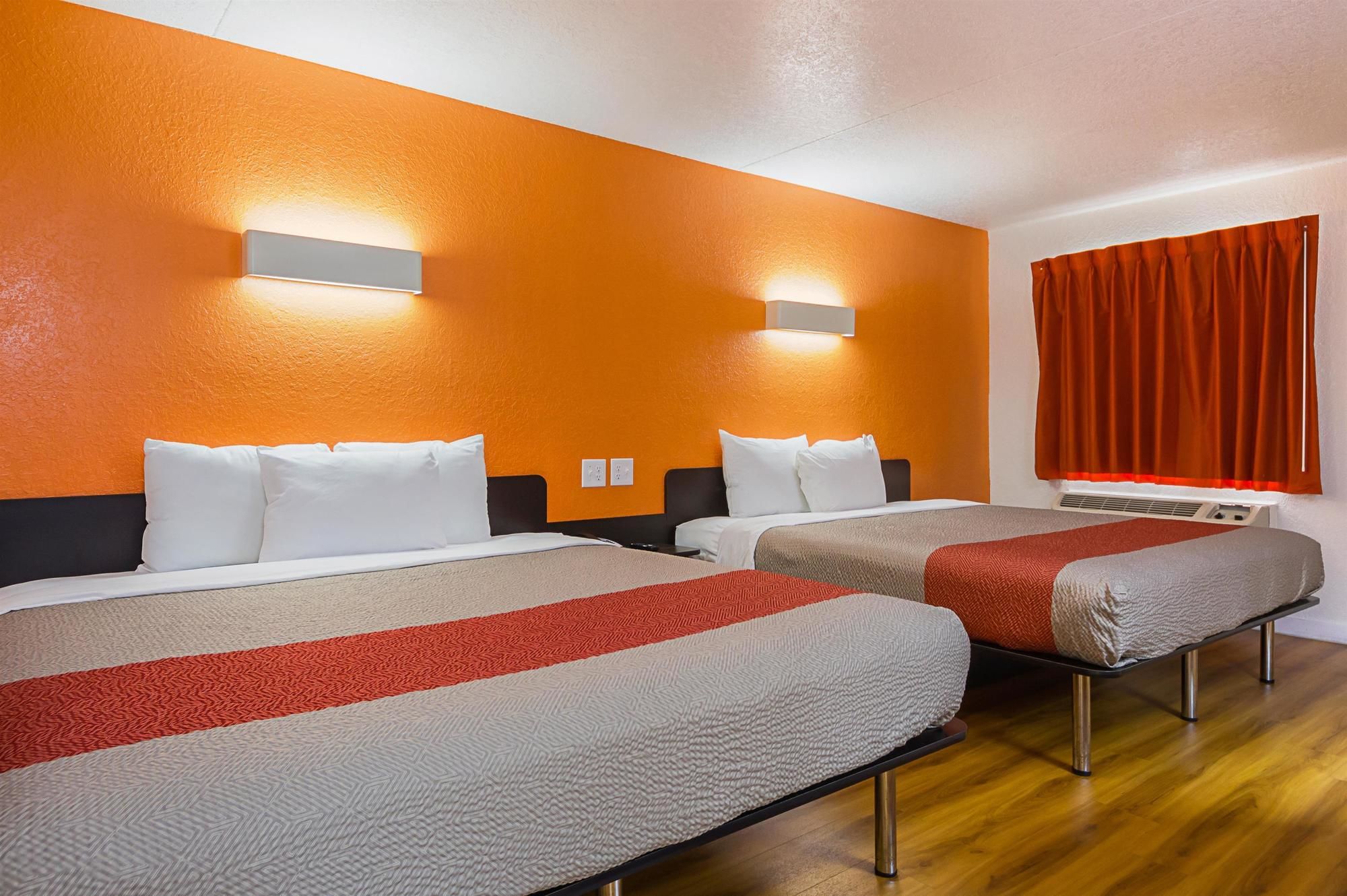 Motel 6 Dallas - Garland - Northwest Hwy
