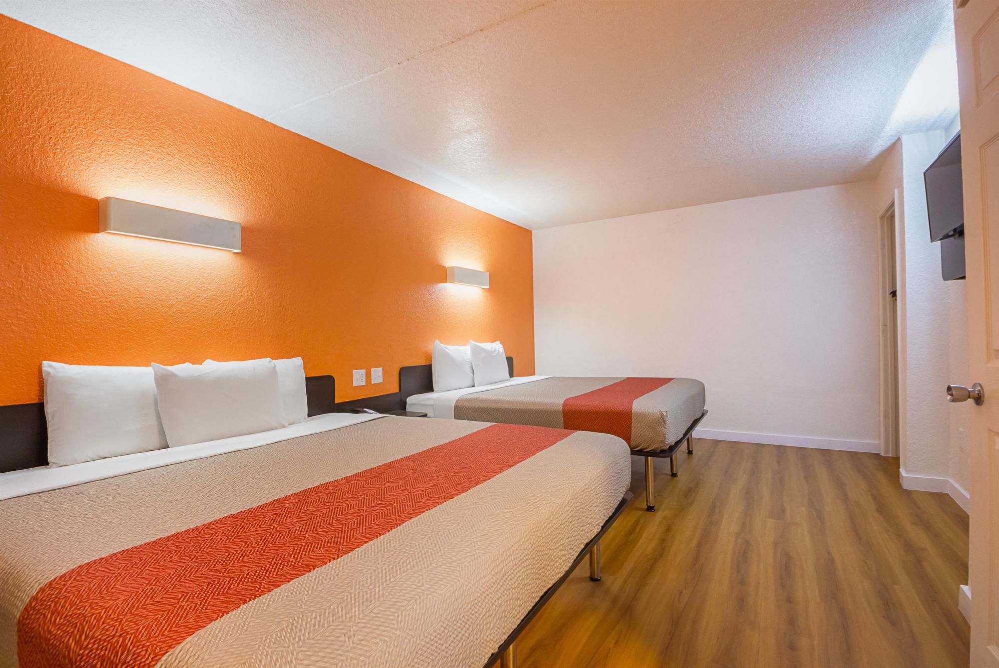 Motel 6 Dallas - Garland - Northwest Hwy