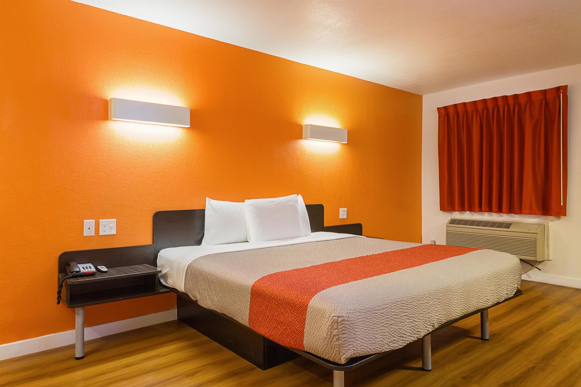 Motel 6 Dallas - Garland - Northwest Hwy