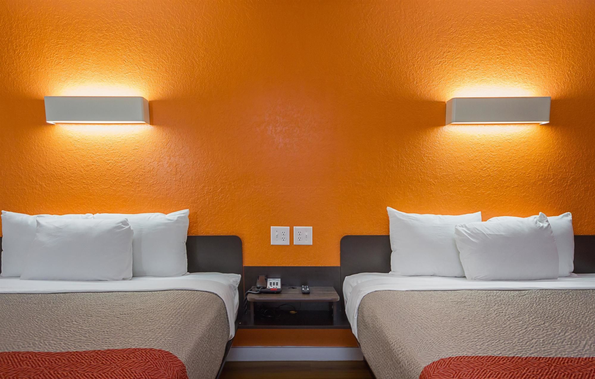 Motel 6 Dallas - Garland - Northwest Hwy