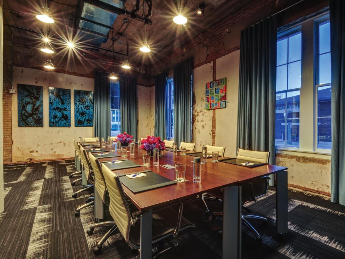 Canvas Hotel Dallas