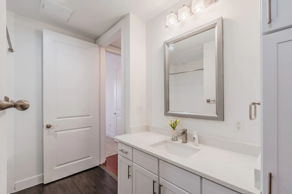 Regal Stays Apartments West Village