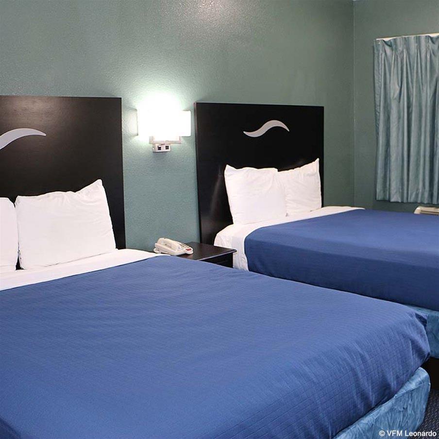 Royal Inn Dallas Nw