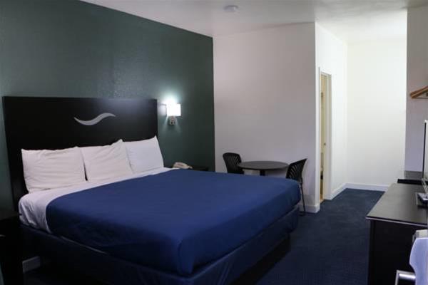 Royal Inn Dallas Nw