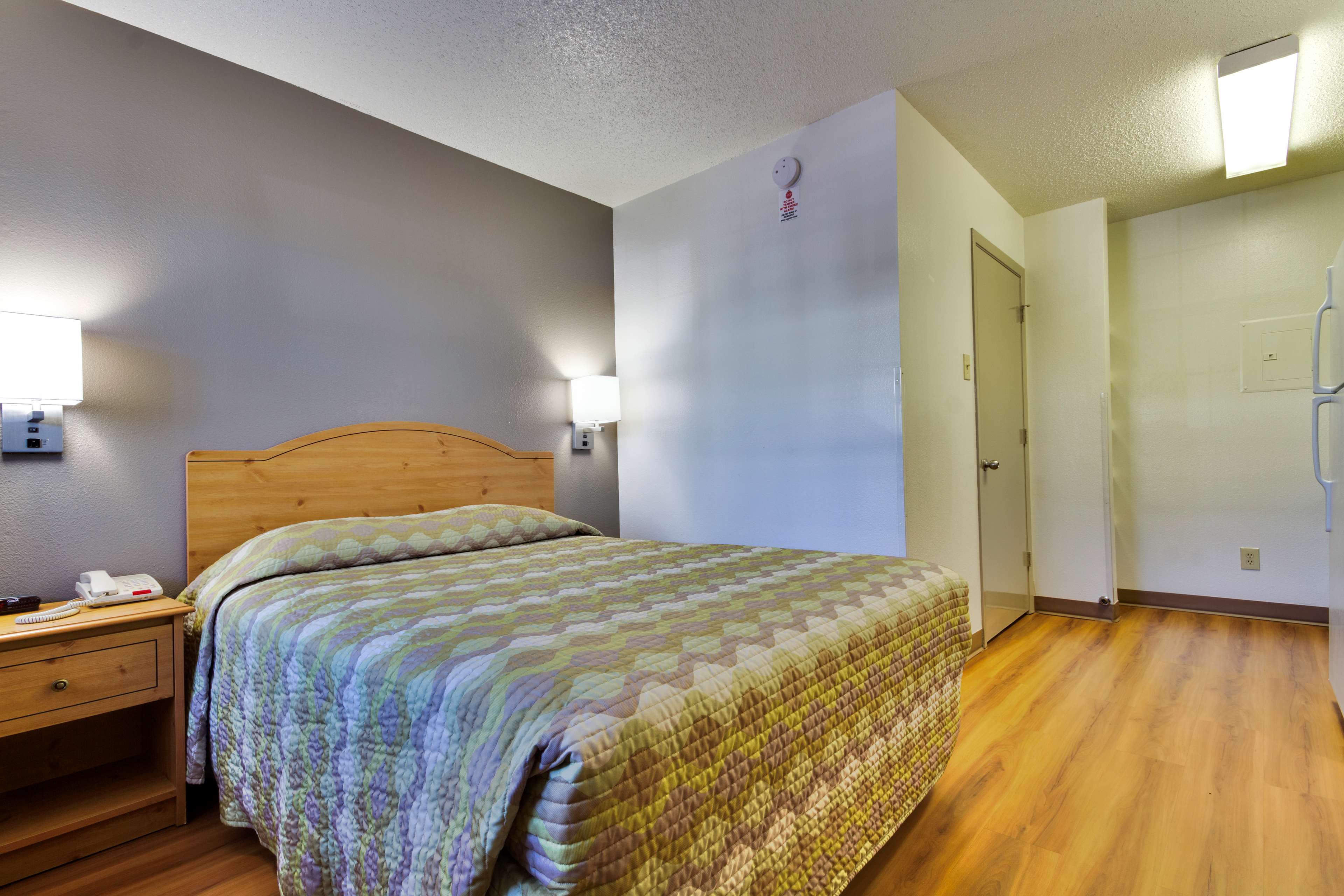 Studio 6 Dallas Garland/ Northeast