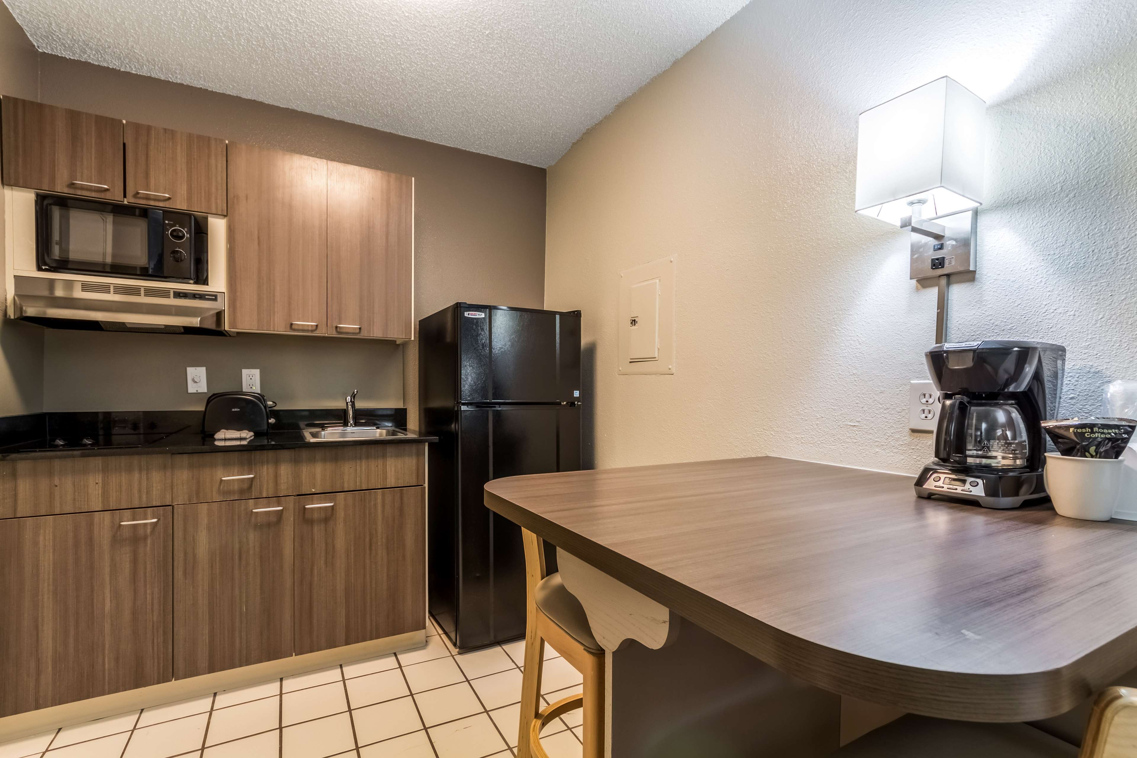Studio 6 Dallas, TX - Northwest