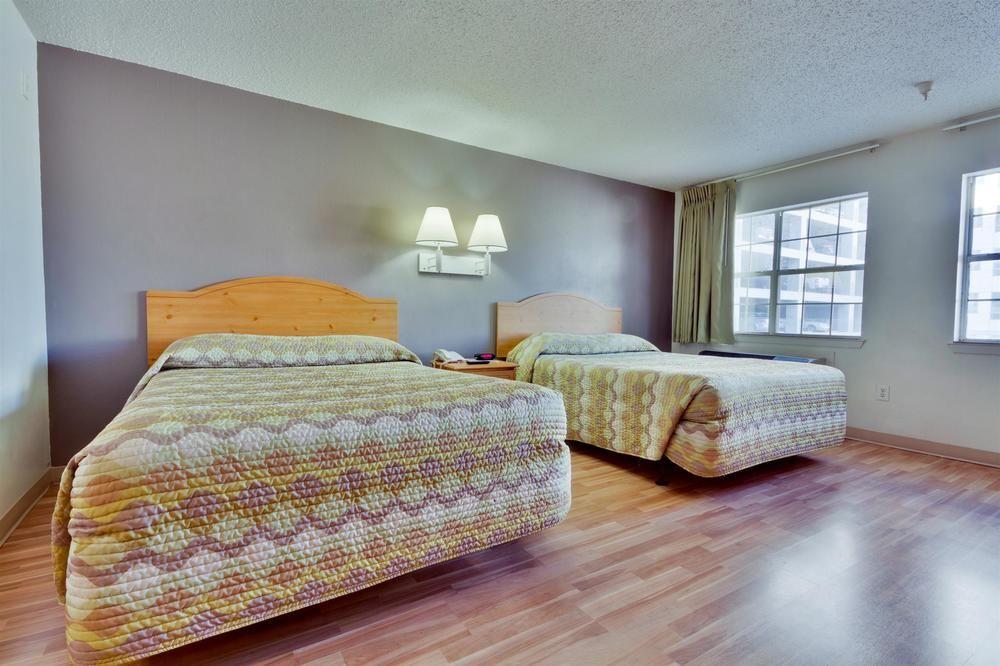 Studio 6 Dallas-Richardson/North