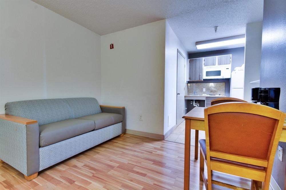 Studio 6 Dallas-Richardson/North
