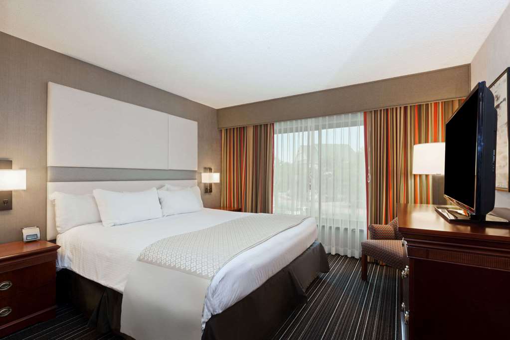 Sonesta Suites Dallas Park Central