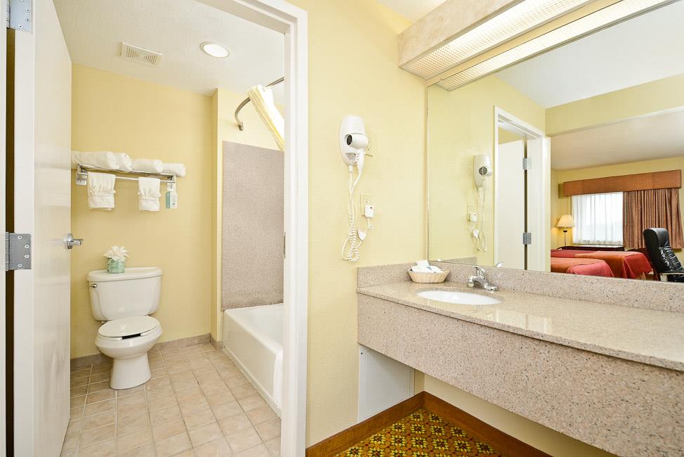 Best Western Dayton Inn & Suites