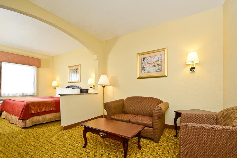 Best Western Dayton Inn & Suites