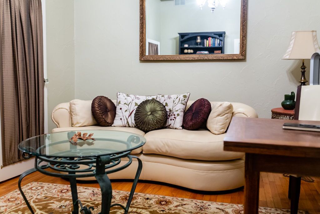 Courthouse Suites