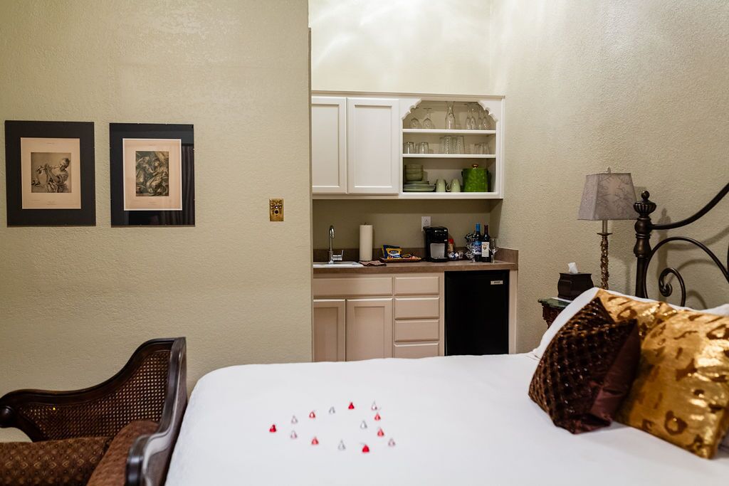 Courthouse Suites