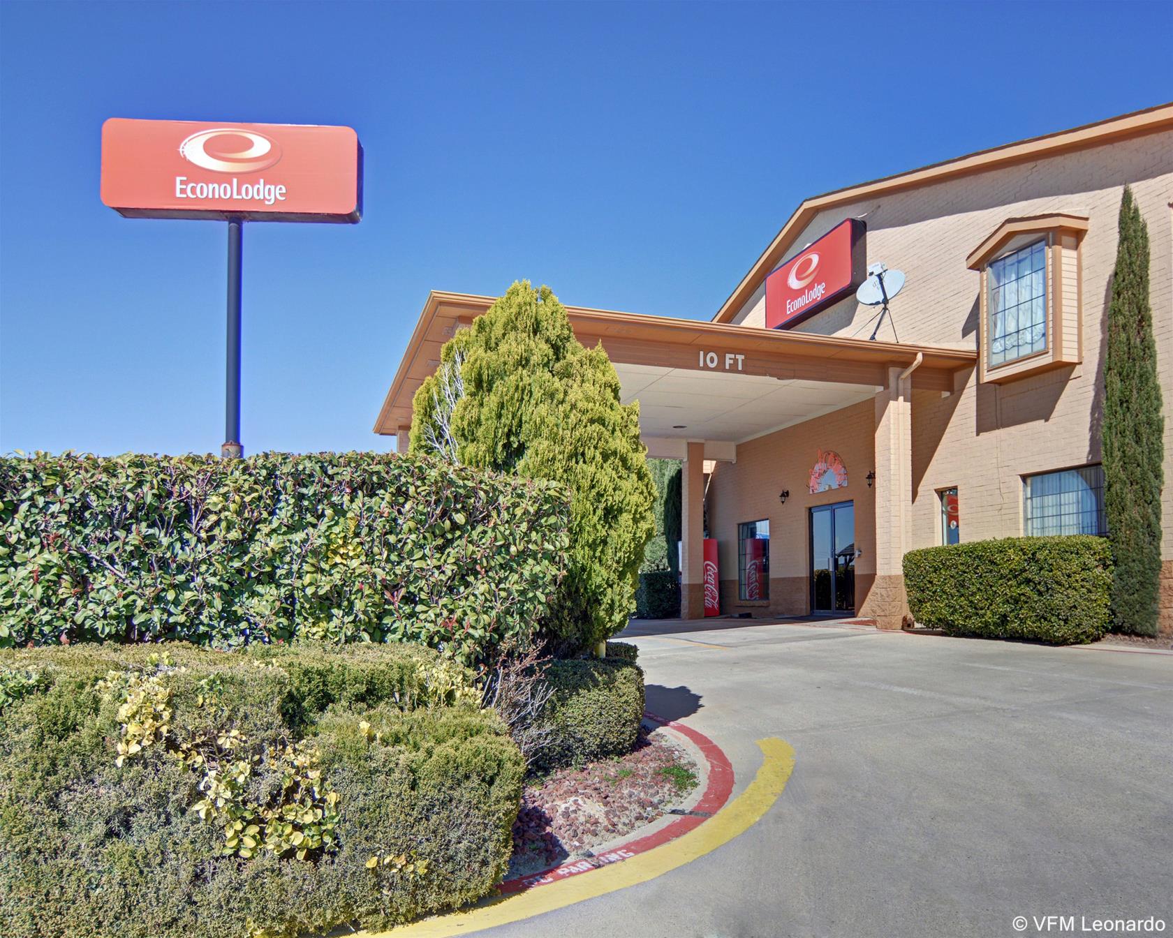 Super 8 by Wyndham Decatur Texas