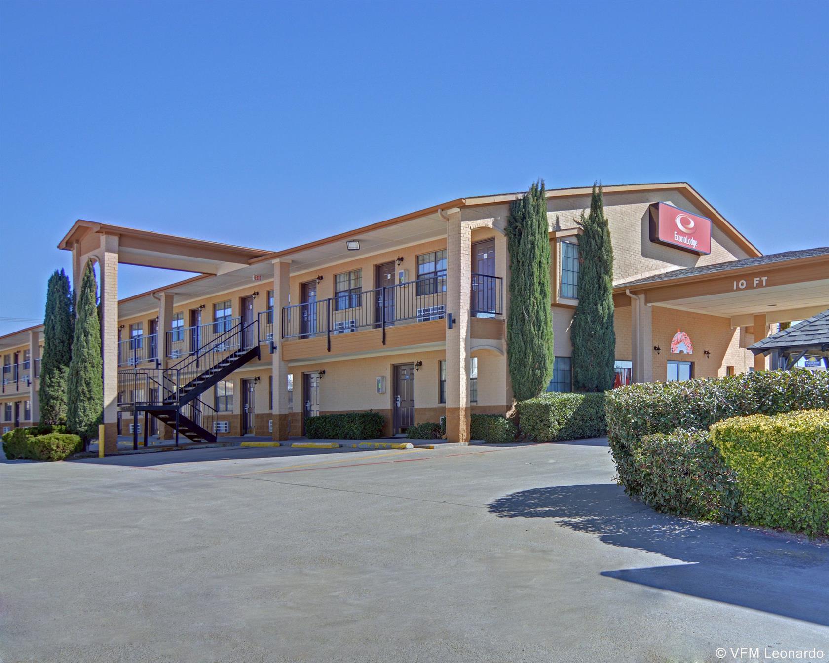 Super 8 by Wyndham Decatur Texas