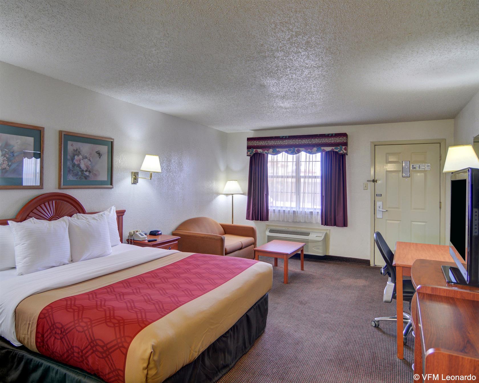 Super 8 by Wyndham Decatur Texas