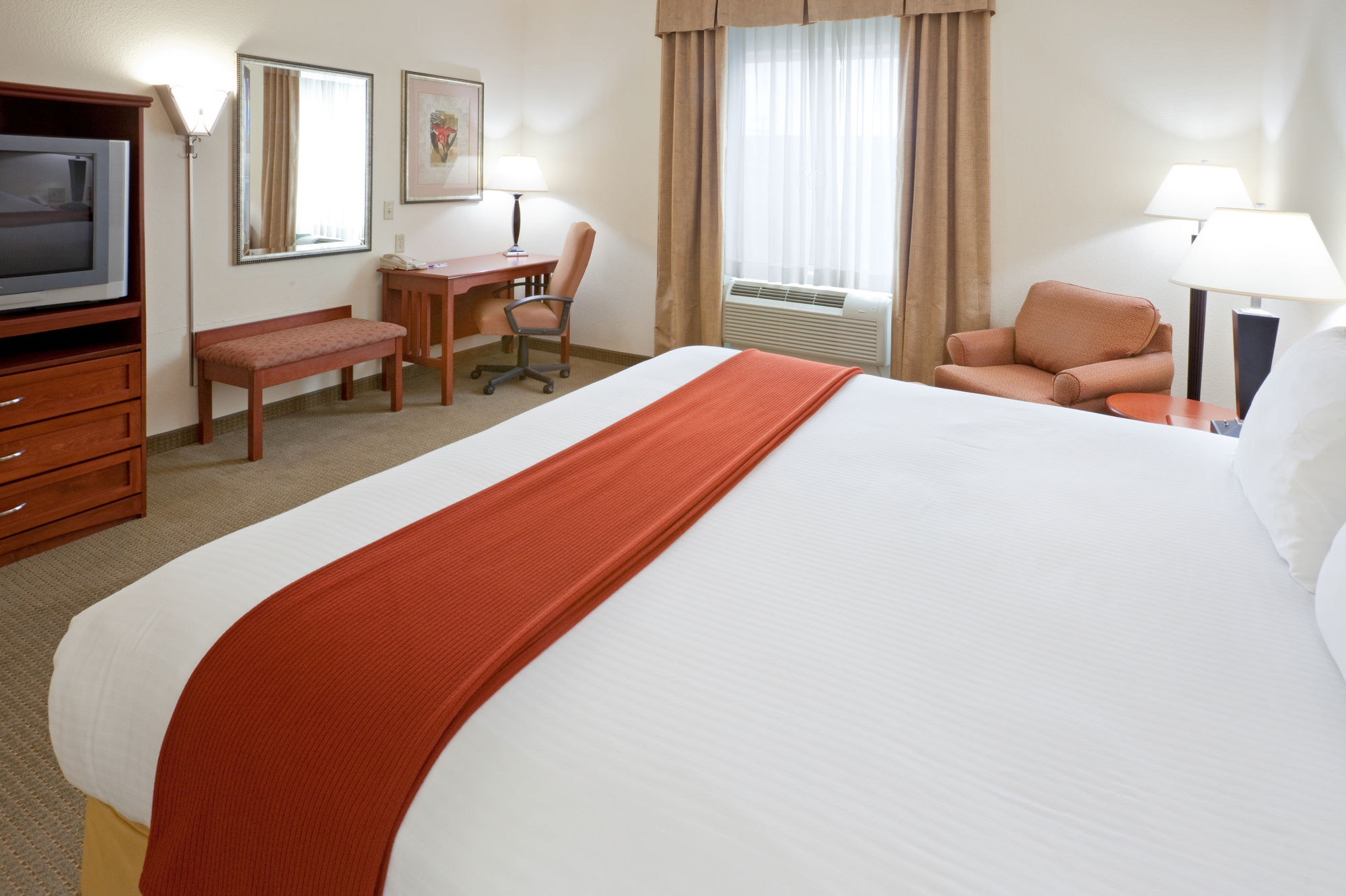 Holiday Inn Express & Suites Decatur