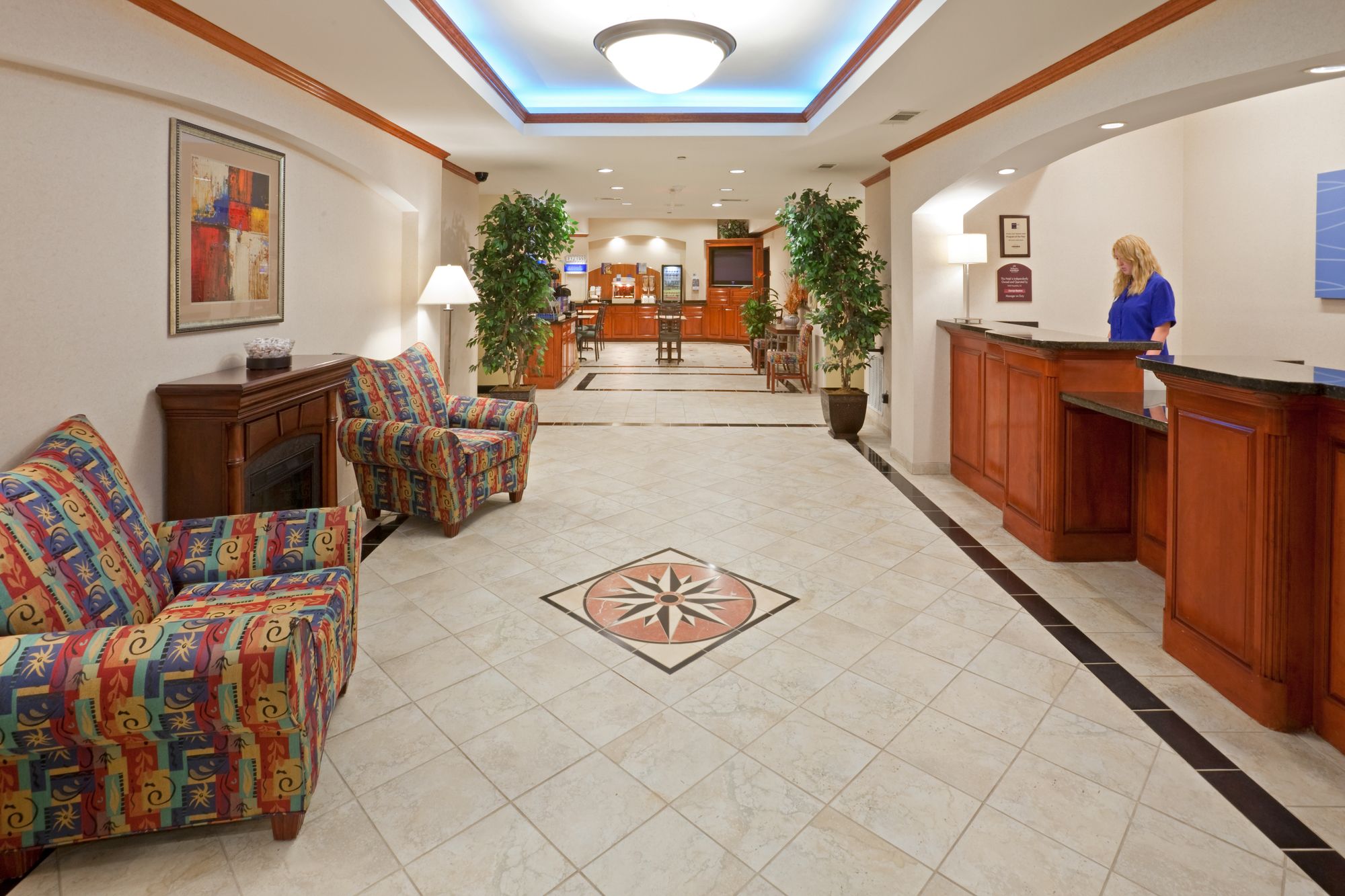 Holiday Inn Express & Suites Decatur