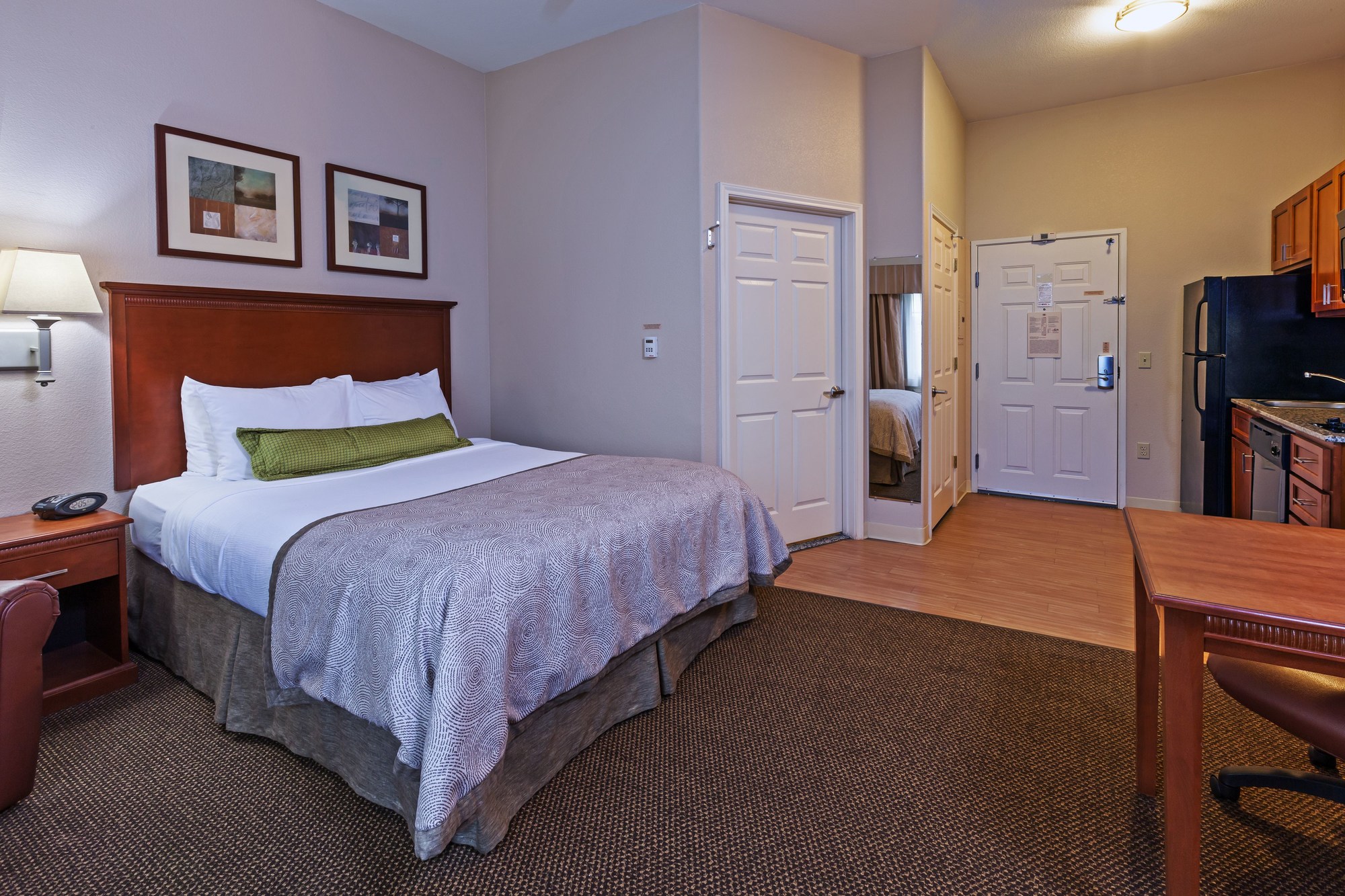 Candlewood Suites DEER PARK